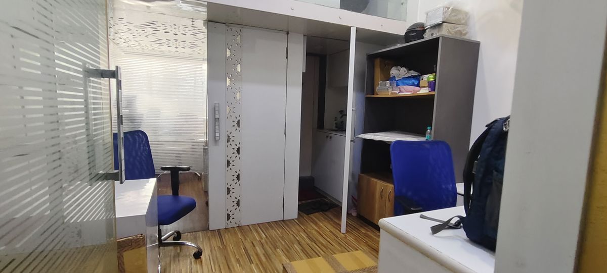 Office Space For Rent in Malad West