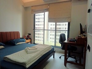 Bedroom in 3 BHK Apartment at Khar West – for Rent