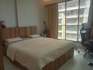 Bedroom in 3 BHK Apartment at Khar West – for Rent