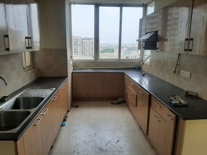 Kitchen in 3.5 BHK Apartment at Pioneer Park Presidia, Sector 62 – for Rent