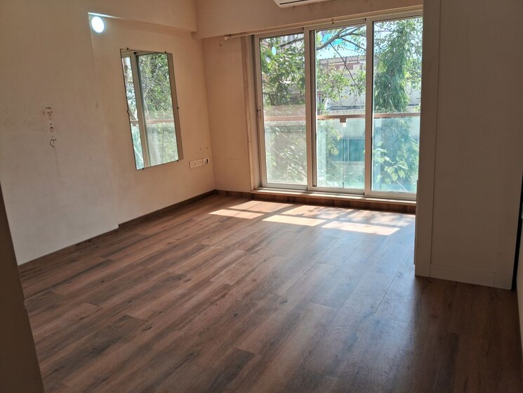 Room, kings-apartment-santacruz 3 Bedroom 1200 Sq.Ft. Apartment In Santacruz East Mumbai 9789094