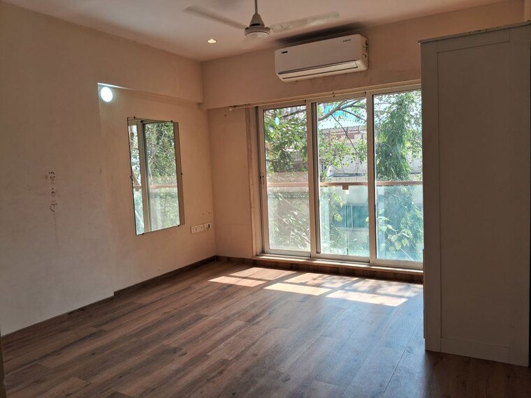 Room, kings-apartment-santacruz 3 Bedroom 1200 Sq.Ft. Apartment In Santacruz East Mumbai 9789094