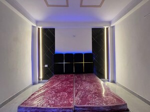 Bedroom in 1 BHK Builder Floor at Saket – for Rent