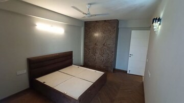 Bedroom in 3 BHK Apartment at Signature Global City 63A, Sector 63a – for Rent