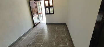 Room in 2 BHK Independent House at New Colony – for Rent