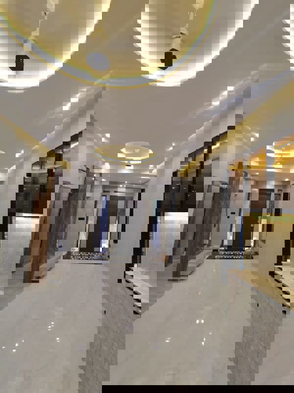 4 BHK + Servant Room 2730 Sq.Ft. Apartment in DLF New Town Heights I