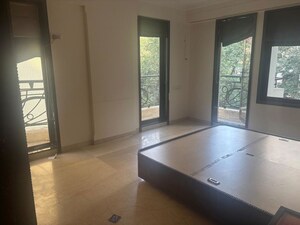 Room in 3 BHK Apartment at Satguru Simran Apartment, Bandra West – for Rent
