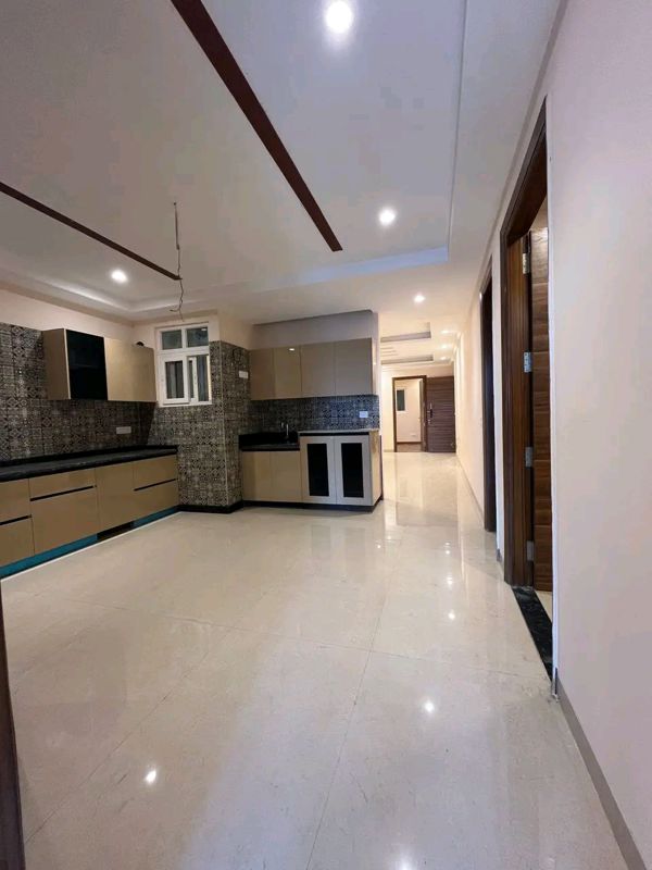 4 BHK + Servant Room Builder Floor For Rent in Chattarpur