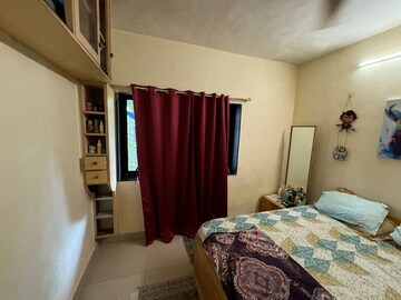 Bedroom in 3.5 BHK Apartment at New Palam Vihar – for Sale