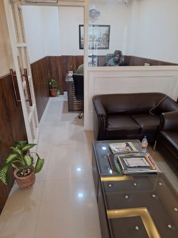  Showroom For Sale in Aerocity