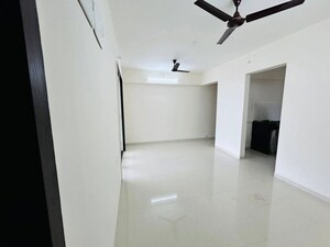 2 BHK Apartment For Rent in Basil Mondale, Mundhwa