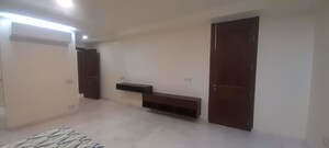 Room in 4 BHK Villa at Jaypee Green Villas, Jaypee Greens – for Rent