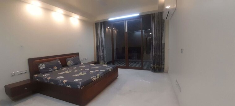 Living Room, jaypee-green-villas 4 Bedroom 5500 Sq.Ft. Villa In Jaypee Greens Greater Noida 9789508