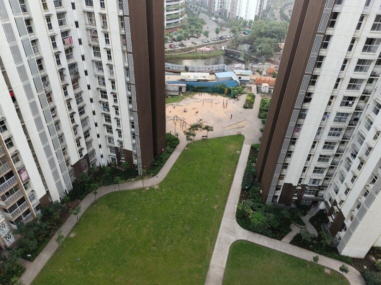 Exterior View, lodha-upper-thane-woodlands-e-and-f 2 Bedroom 663 Sq.Ft. Apartment In Anjur Thane 9781760