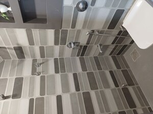 Bathroom in 1 BHK Apartment at Shanti Tower Prabhadevi, Prabhadevi – for Sale