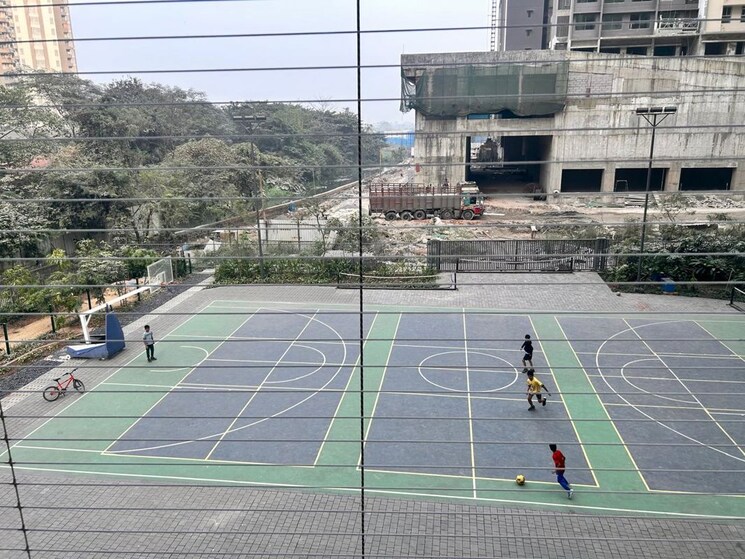 Swimming Pool, kalpataru-immensa-d 2 Bedroom 664 Sq.Ft. Apartment In Kolshet Road Thane 9789702