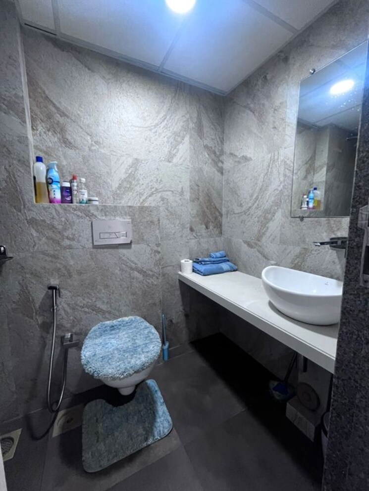 Bathroom, kanakia-silicon-valley 2 Bedroom 669 Sq.Ft. Apartment In Powai Mumbai 9789990