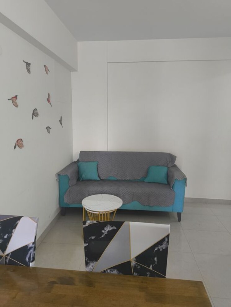 Team Area, shree-vardhman-green-court 2 Bedroom 700 Sq.Ft. Apartment In Sector 90 Gurgaon 9790061