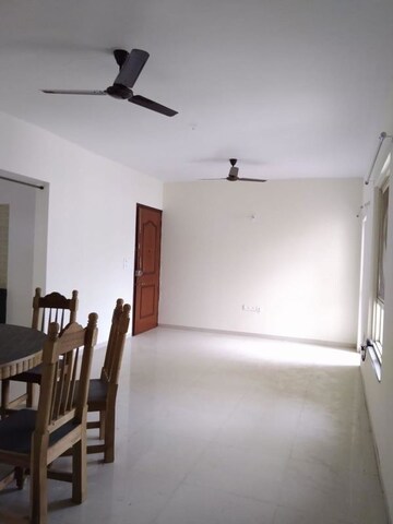 Room in 2 BHK Apartment at Nyati Equatorial II, Bavdhan – for Rent
