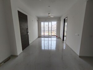 Room in 3 BHK Apartment at Smart World Gems, Sector 89 – for Rent