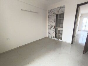 Room in 3 BHK Apartment at Smart World Gems, Sector 89 – for Rent