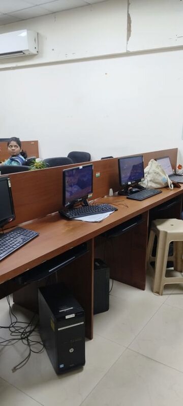 Team Area in  Office Space at Kalpataru Plaza, Malad West – for Rent