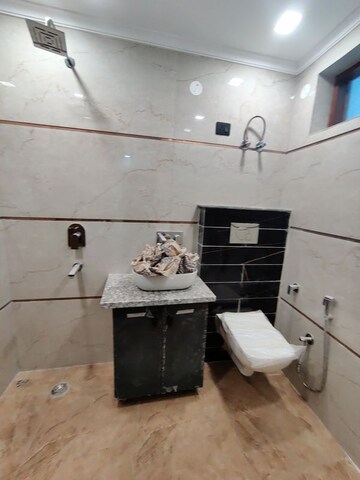 Attached Bathroom in 3 BHK Builder Floor at Faridabad Central – for Sale