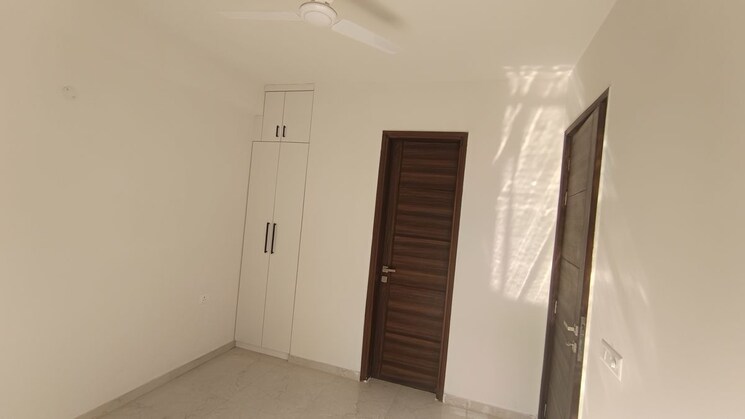 undefined, smart-world-gems 3 Bedroom 1550 Sq.Ft. Apartment In Sector 89 Gurgaon 9790144