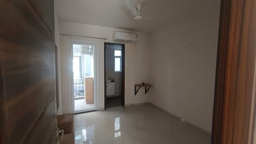 Room in 3 BHK Apartment at Smart World Gems, Sector 89 – for Rent
