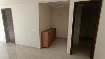 Room in 3 BHK Apartment at Smart World Gems, Sector 89 – for Rent