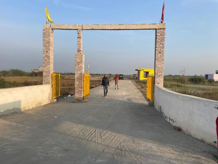 undefined, delhi mathura highway  143 Sq.Yd. Plot In DelhI  Mathura Highway Mathura 9790248