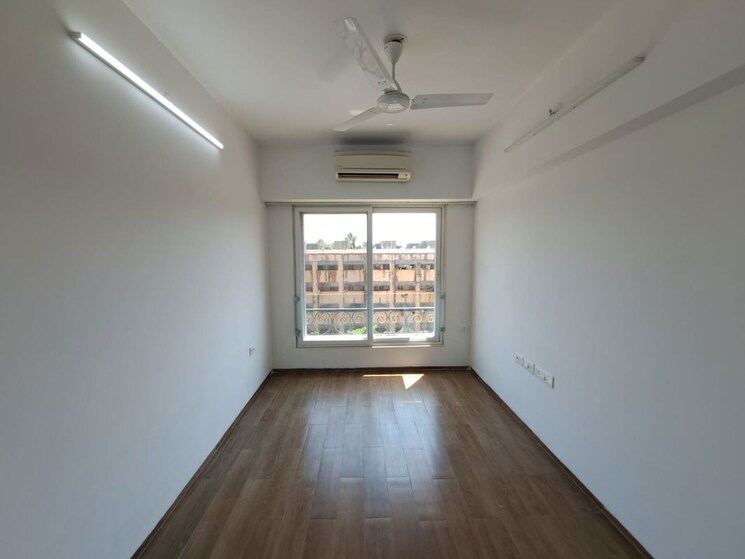 Bedroom, kanakia-paris 3 Bedroom 1200 Sq.Ft. Apartment In Bandra East Mumbai 9790354