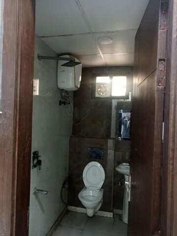 Bathroom in 3 BHK Builder Floor at Sai Homes Sector 49, Sector 49 – for Rent