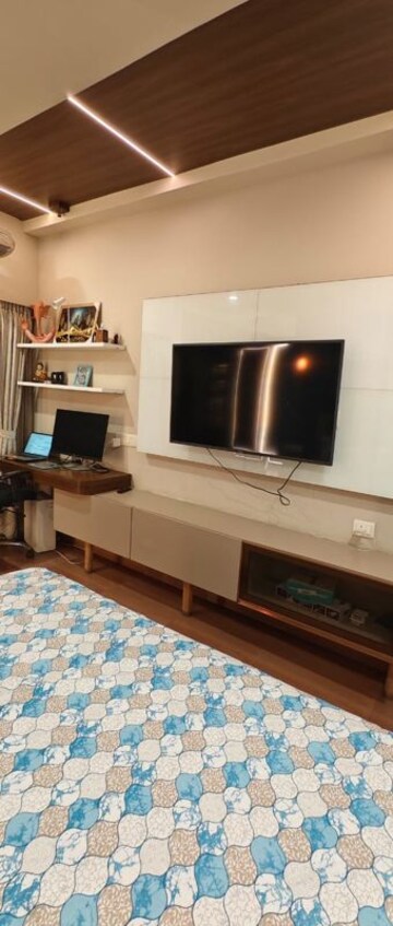 Furnished Amenities in 3 BHK Apartment at Purvanchal Royal Park, Sector 137 – for Rent