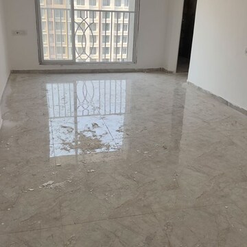 Room in 2 BHK Apartment at Shraddha Privilege, Vikhroli East – for Sale