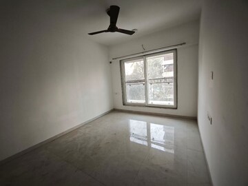 Master Bedroom in 2 BHK Apartment at Vaibhavlaxmi Queens Glory, Chembur – for Rent