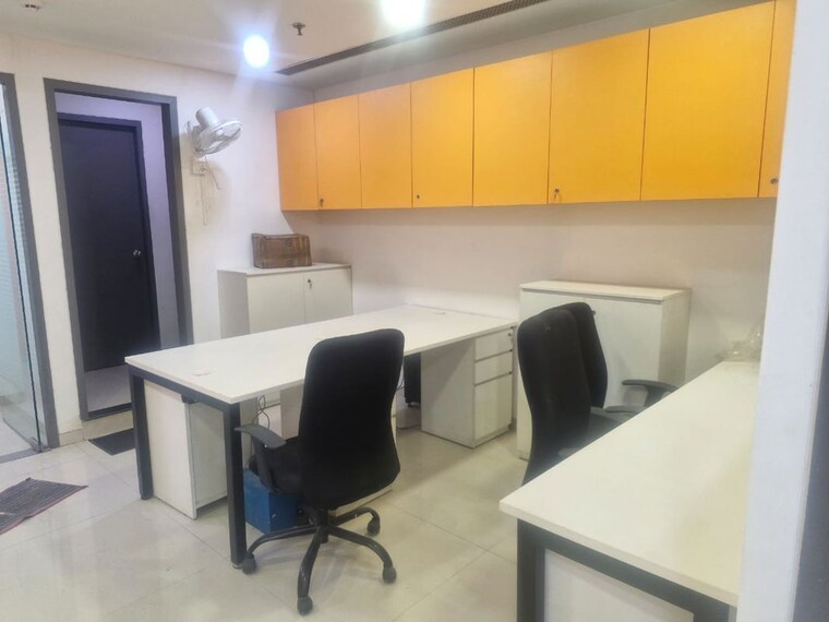 Team Area, pranik-chambers Commercial Office Space 1050 Sq.Ft. In Andheri East Mumbai 9790402