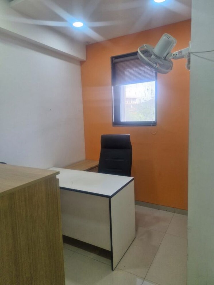 Team Area, pranik-chambers Commercial Office Space 1050 Sq.Ft. In Andheri East Mumbai 9790402