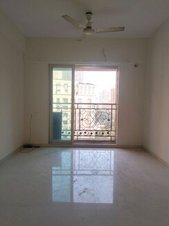 3 BHK Apartment For Rent in Hiranandani Bloomingdale
