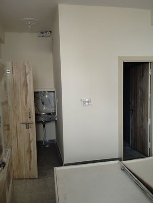 Bathroom in 1 RK Builder Floor at Sector 44 – for Rent
