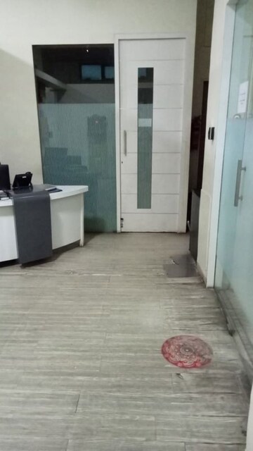 Room in  Office Space at Bhandup West – for Rent