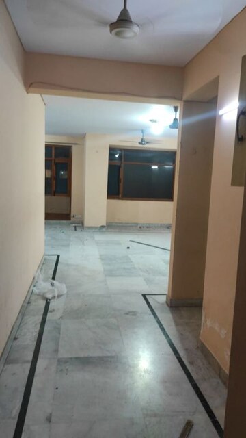 Living Room in 4 BHK Apartment at Sector 11 Dwarka – for Rent