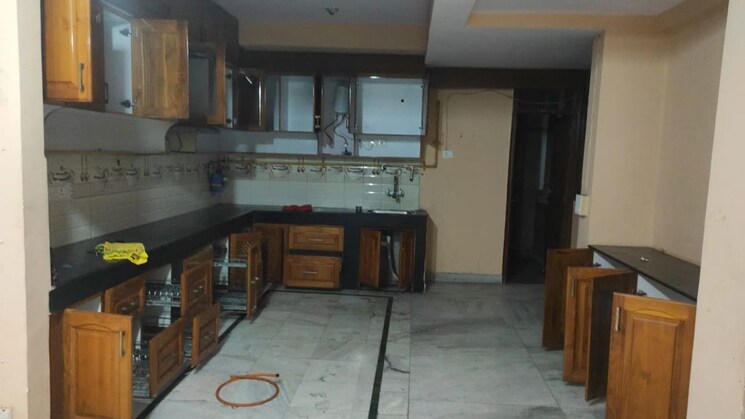 Kitchen, sector 11 dwarka 4 Bedroom 2000 Sq.Ft. Apartment In Sector 11 Dwarka Delhi 9790734