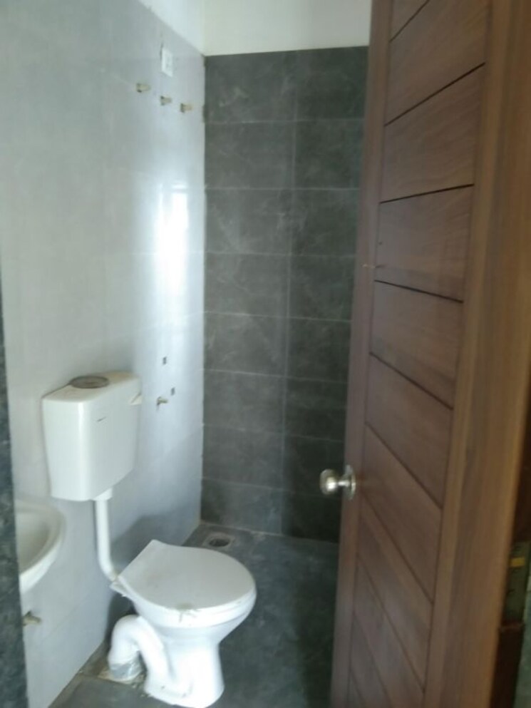 Bathroom, bhumi-siddhi 2 Bedroom 900 Sq.Ft. Apartment In Ravet Pune 9790735