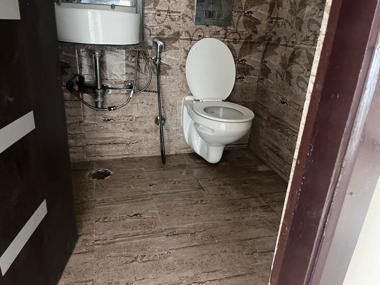 Bathroom, gaur-sportswood 3 Bedroom 1690 Sq.Ft. Apartment In Sector 79 Noida 9790620