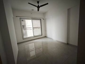 Bedroom in 2 BHK Apartment at Vaibhavlaxmi Queens Glory, Chembur – for Rent