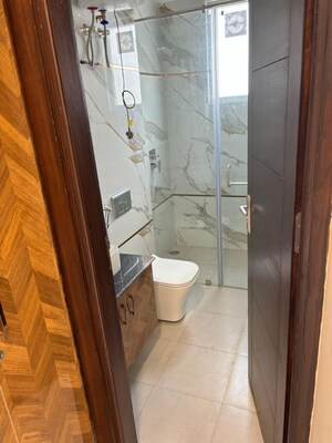 Bathroom in 3 BHK Apartment at Sector 11 Dwarka – for Rent