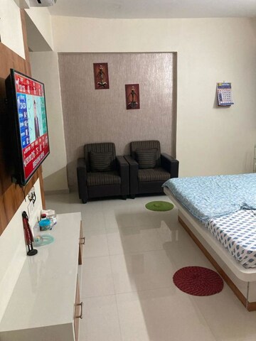 Master Bedroom in 3 BHK Apartment at Bhatagaon – for Rent