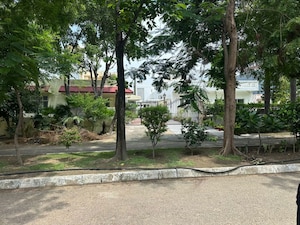  Plot – Garden View at Chi Iv Greater Noida - for Sale