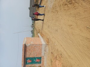  Plot For Sale in Nacholi